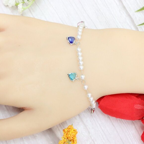 "Trendy Handmade Bracelet – A Thoughtful Gift for Girls & Women | UNVRC1440 - Picture 3 of 10
